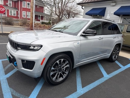 2023 Jeep Grand Cherokee Overland 4xe SUV