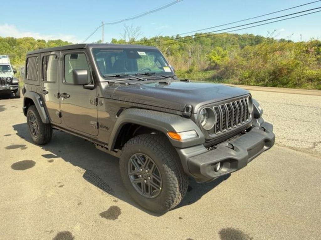 New 2026 Jeep Wrangler 4-DOOR SPORT S Sport Utility