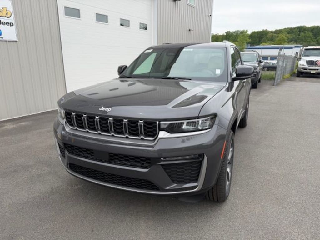 New 2026 Jeep Grand Cherokee LIMITED 4X4 Sport Utility