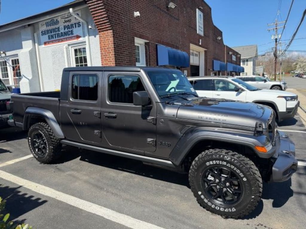 New 2026 Jeep Gladiator WILLYS 4X4 Pickup