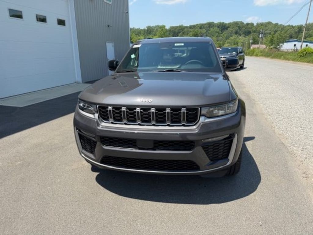 New 2026 Jeep Grand Cherokee LIMITED 4X4 Sport Utility
