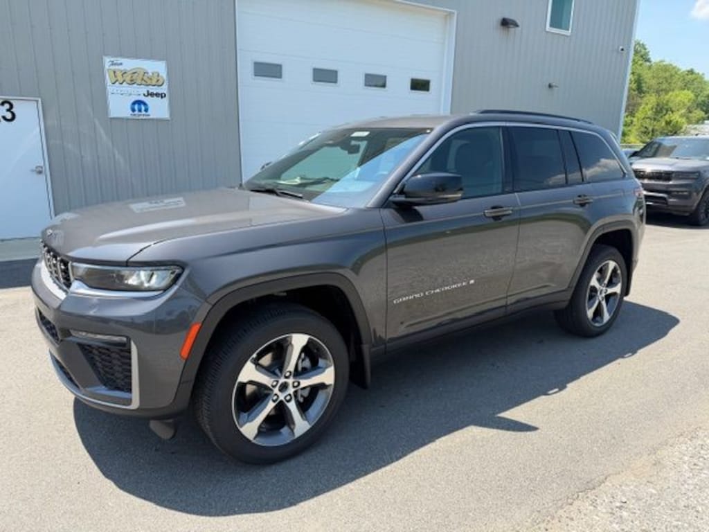 New 2026 Jeep Grand Cherokee LIMITED 4X4 Sport Utility