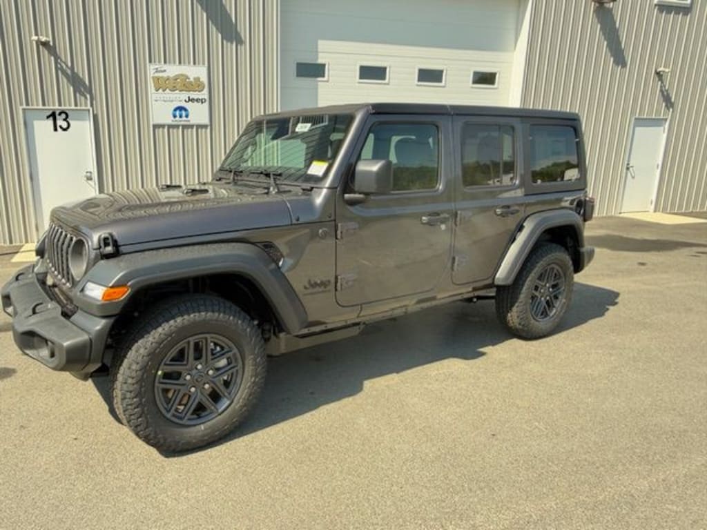 New 2026 Jeep Wrangler 4-DOOR SPORT S Sport Utility