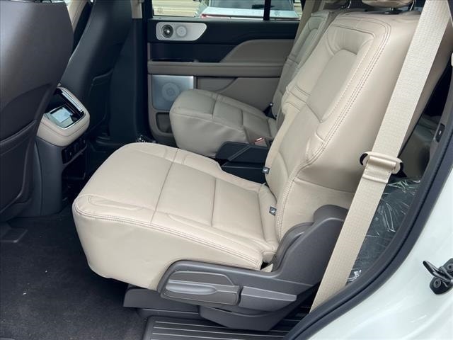 2024 Lincoln Navigator Reserve - Photo 11