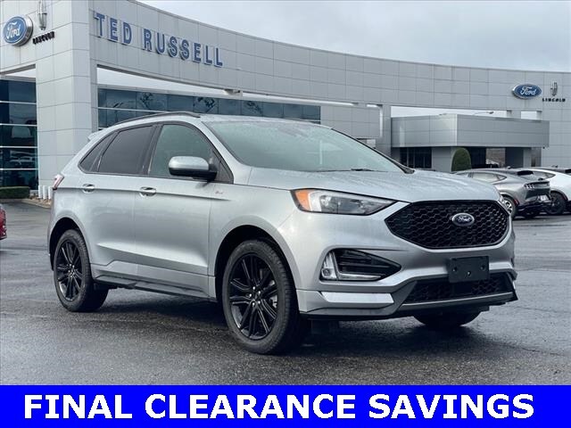 2024 Ford Edge ST-Line's photo