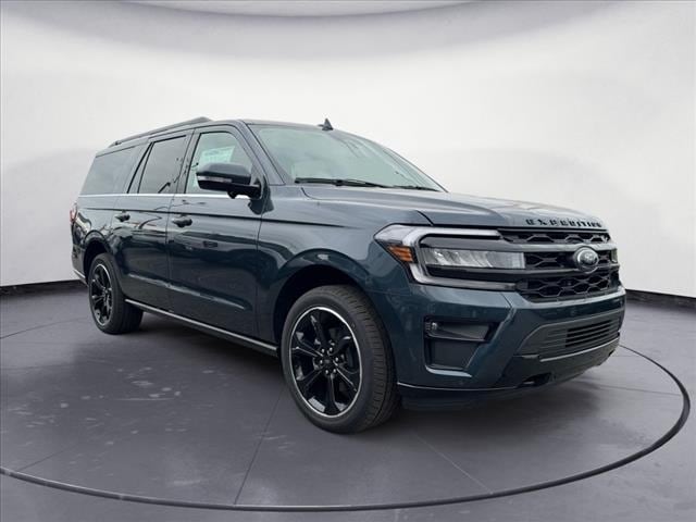 2024 Ford Expedition Limited's photo