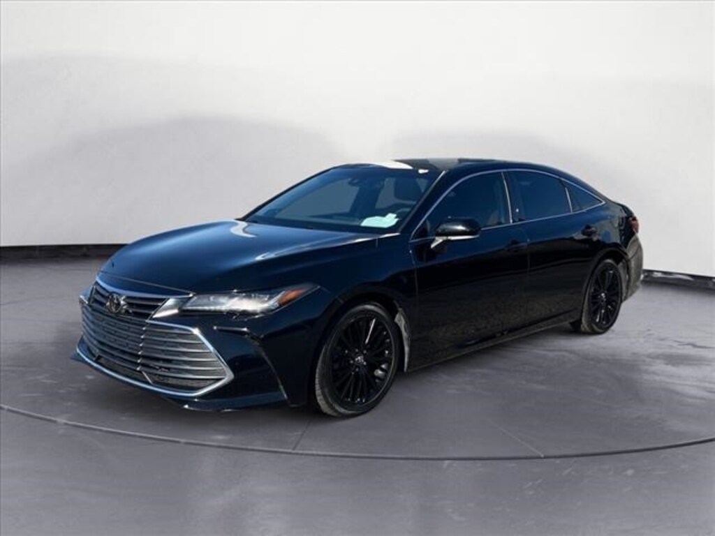 Used 2019 Toyota Avalon Limited Sedan