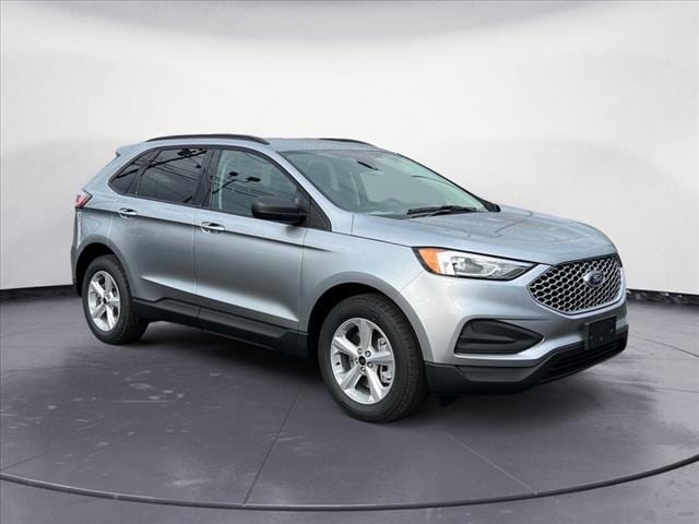 2024 Ford Edge SE's photo