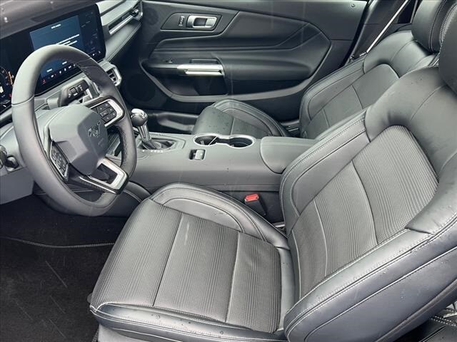 2024 Ford Mustang GT Premium - Photo 10