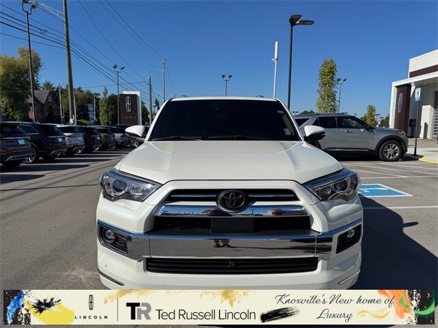 2022 Toyota 4Runner Limited photo 2