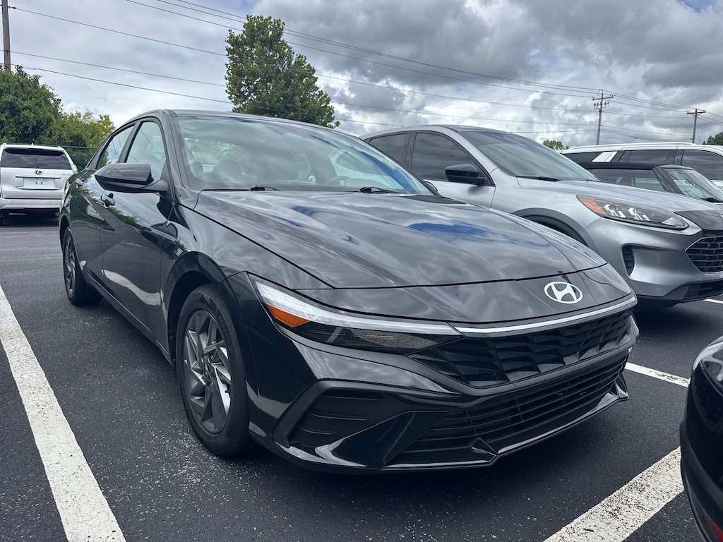 Used 2024 Hyundai Elantra SEL Sedan