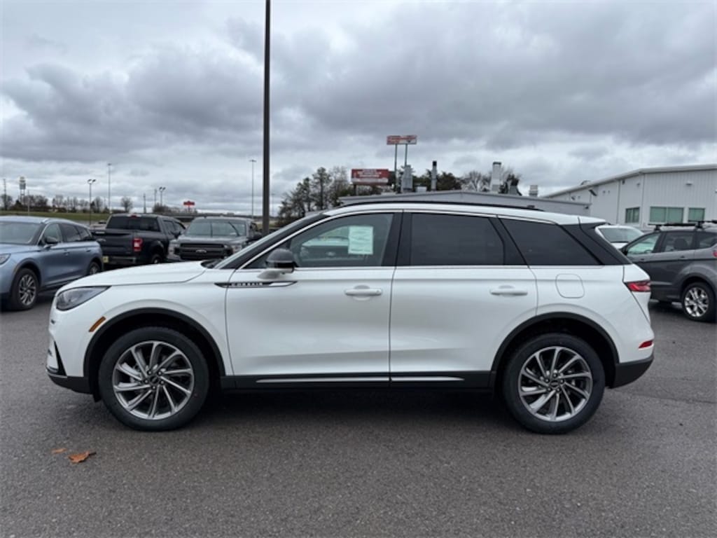 New 2026 Lincoln Corsair Premiere SUV