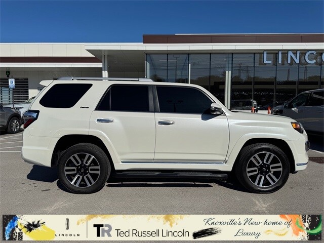 2022 Toyota 4Runner Limited photo 4