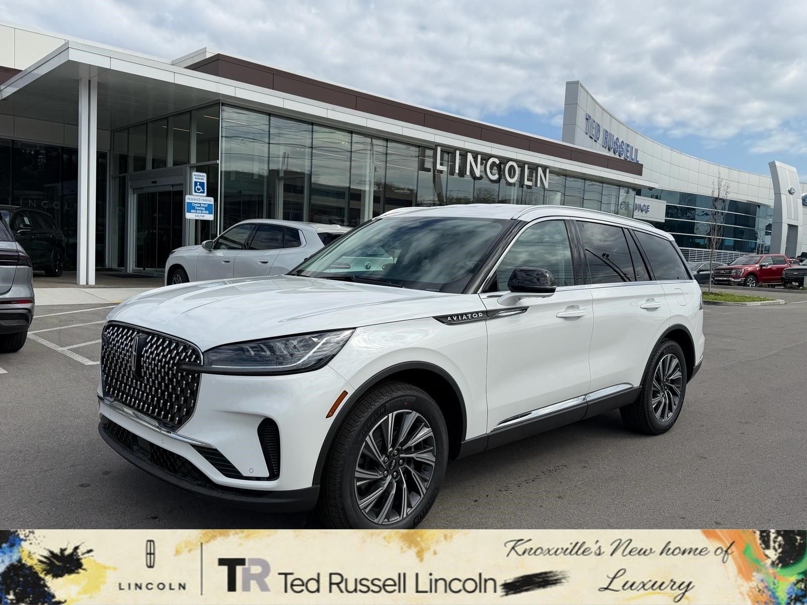2026 Lincoln Aviator Premiere AWD's photo