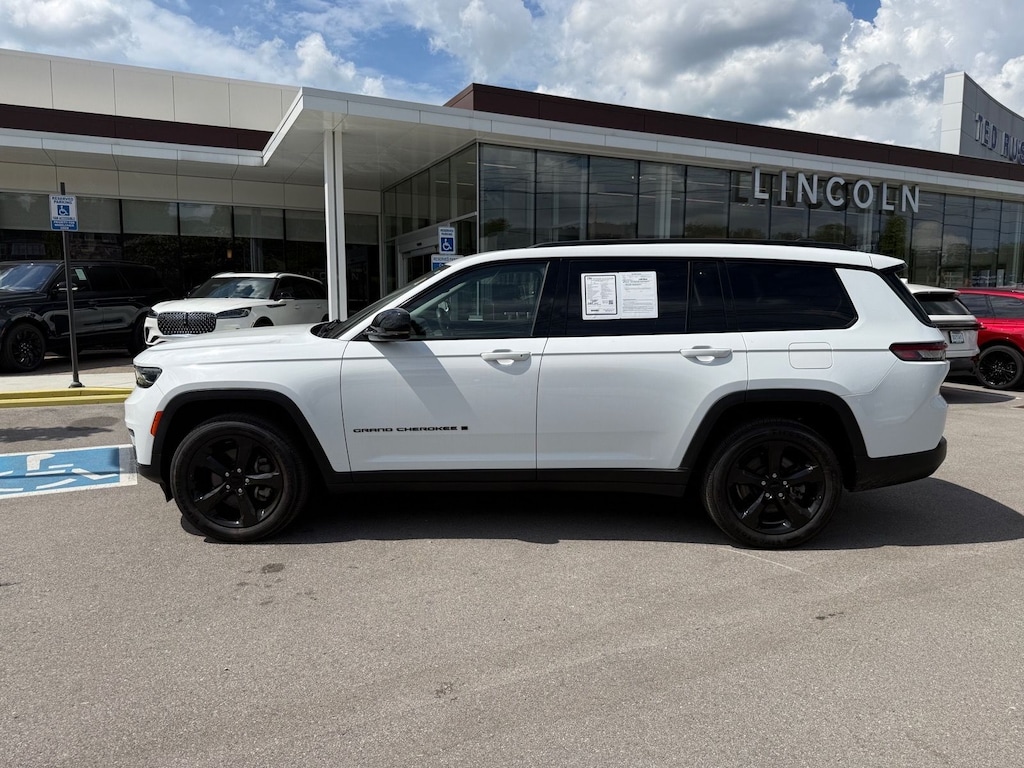 Used 2022 Jeep New Grand Cherokee Limited SUV