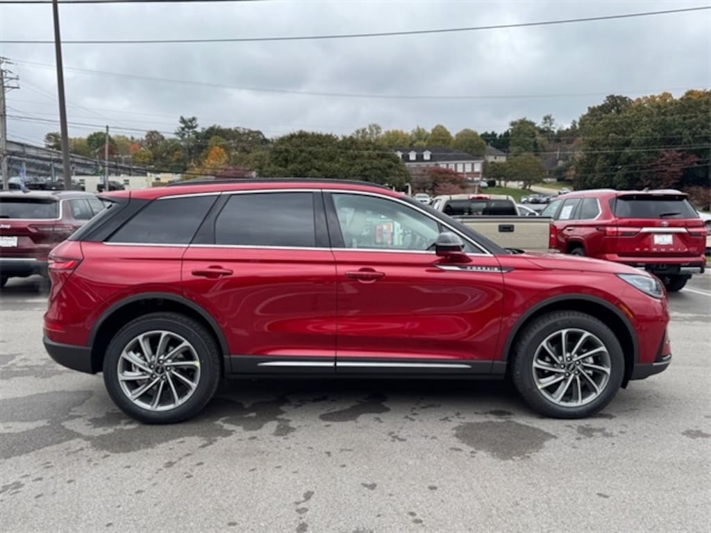 New 2026 Lincoln Corsair Premiere SUV