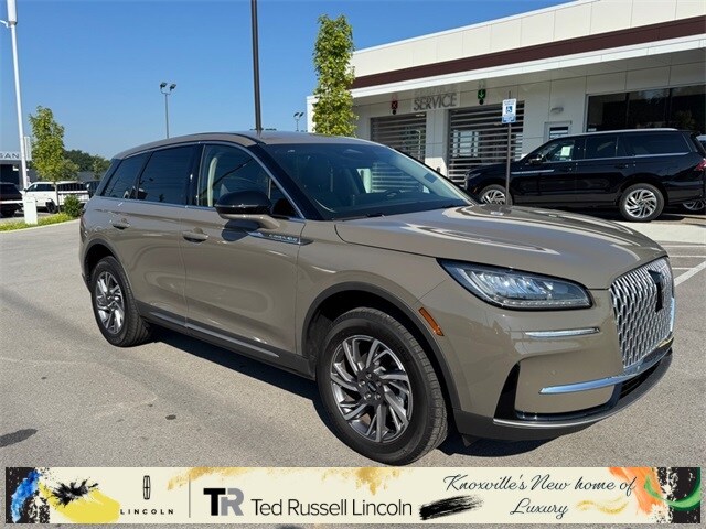 2025 Lincoln Corsair Premiere photo 3