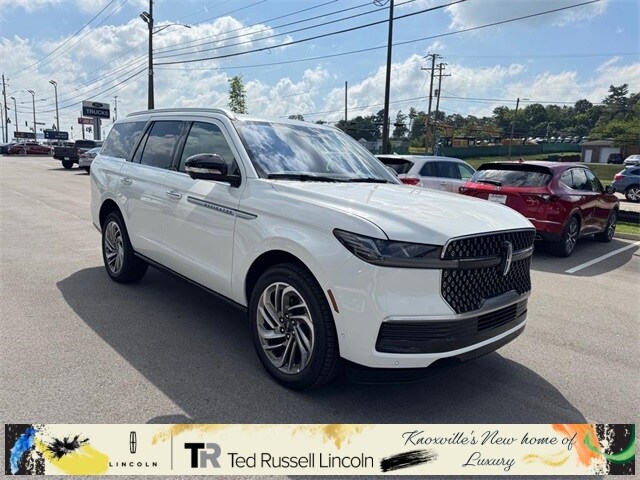 2025 Lincoln Navigator Reserve photo 3