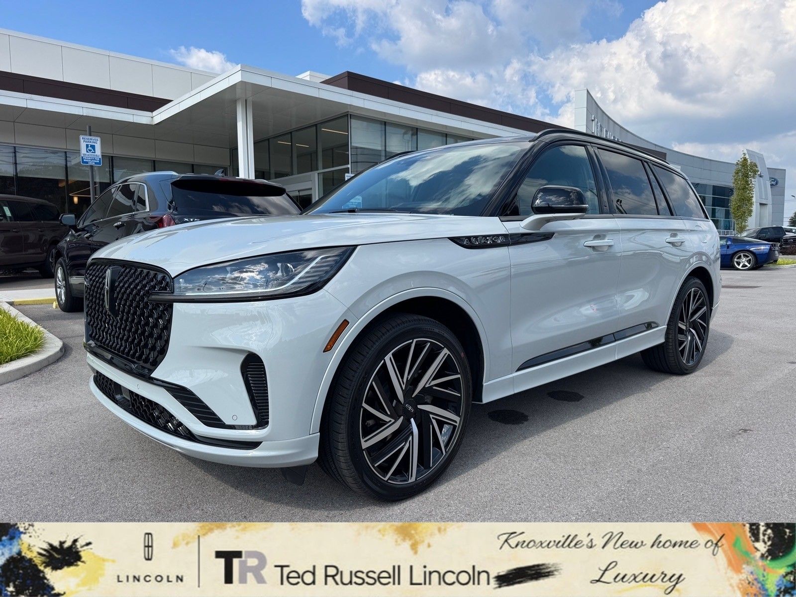 2027 Lincoln Aviator