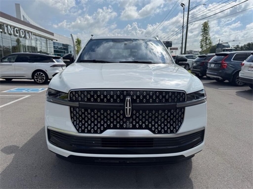 New 2025 Lincoln Navigator L Reserve SUV