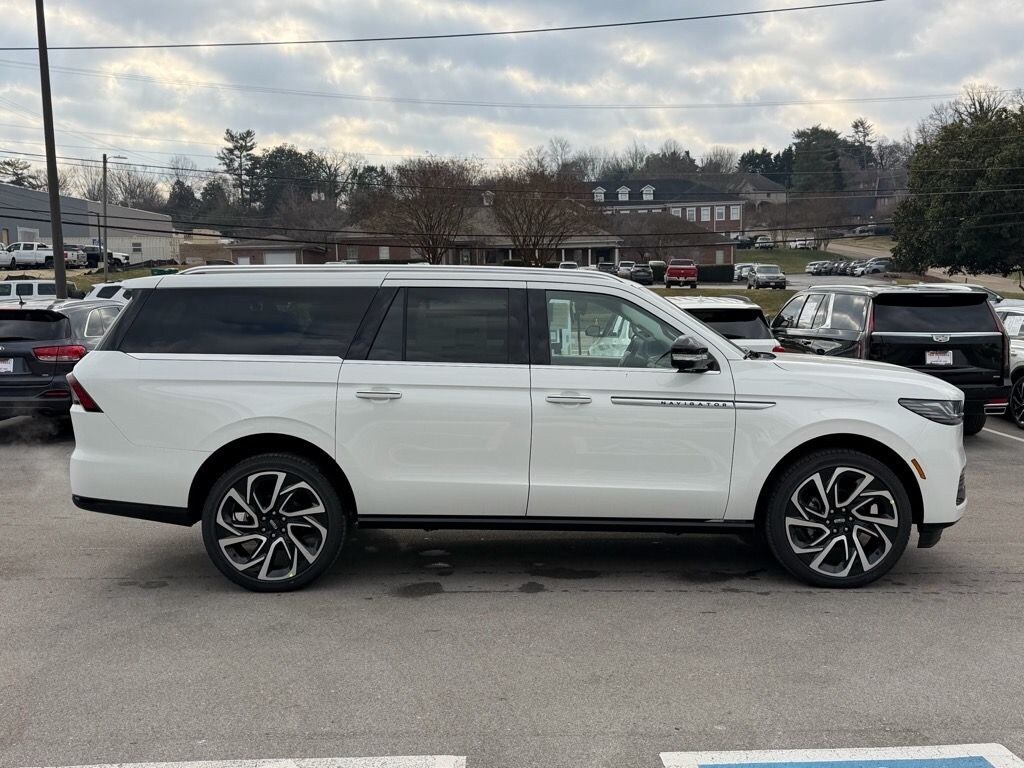 New 2026 Lincoln Navigator L Reserve SUV
