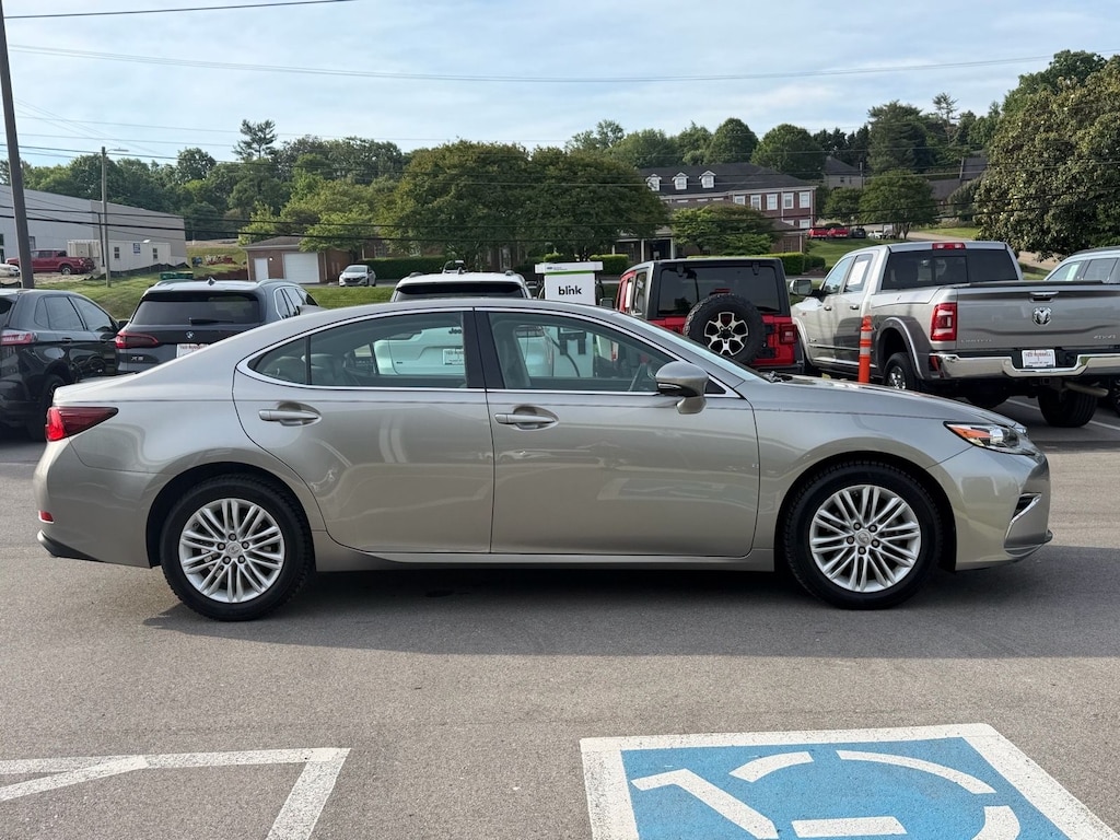 Used 2018 Lexus ES 350 Sedan