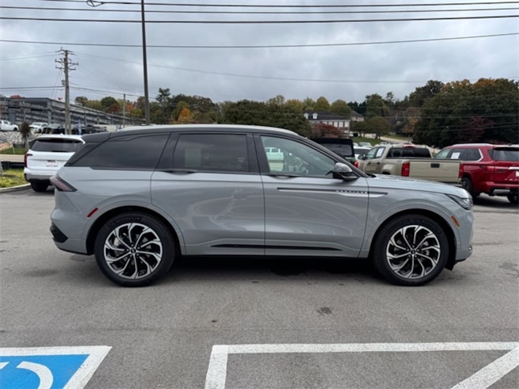 New 2026 Lincoln Nautilus Reserve SUV