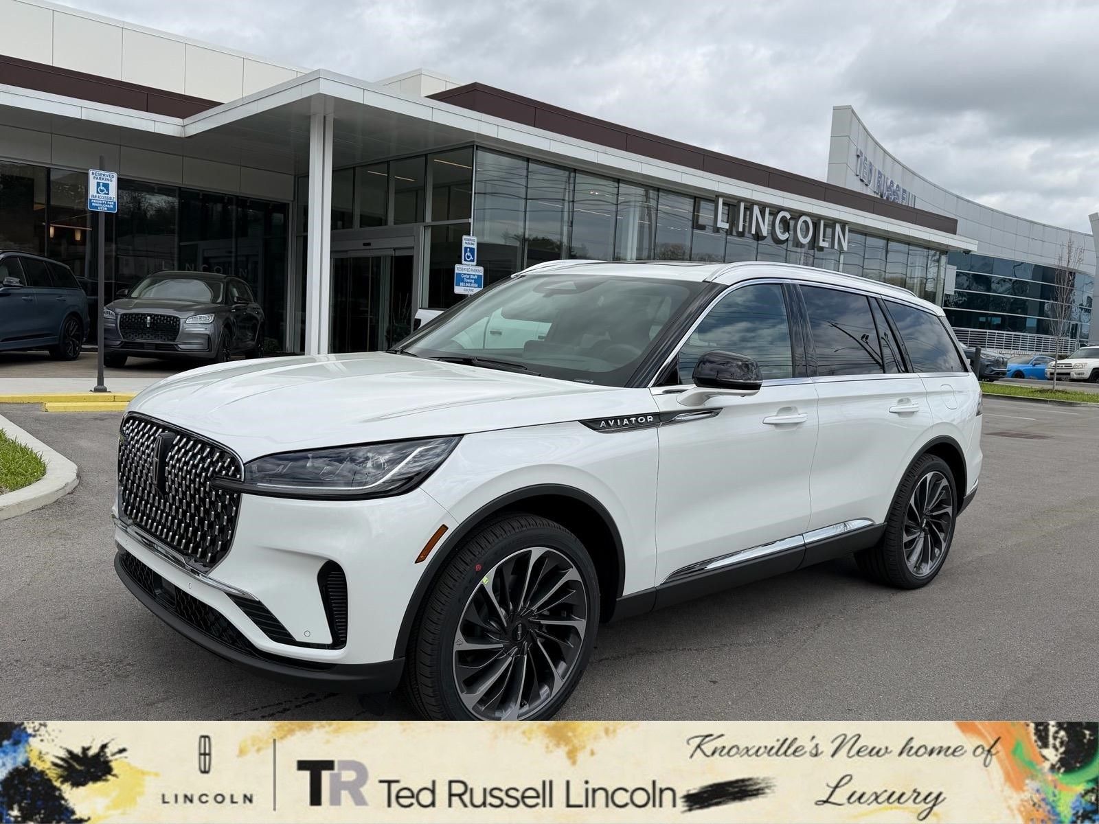 2026 Lincoln Aviator Reserve AWD's photo