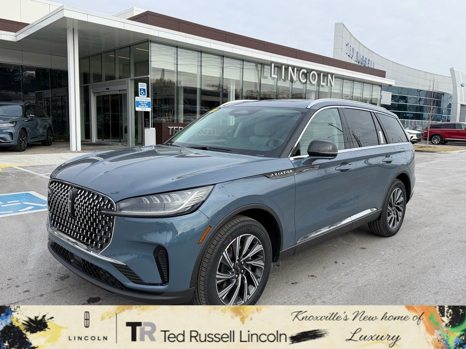 2026 Lincoln Aviator Premiere AWD's photo