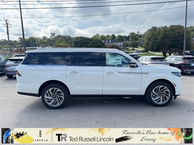 2025 Lincoln Navigator L Reserve photo 4