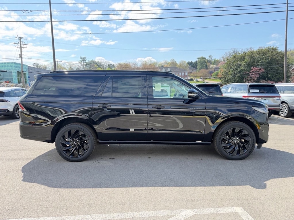 New 2026 Lincoln Navigator L Reserve SUV