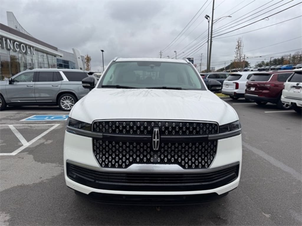 New 2025 Lincoln Navigator L Reserve SUV