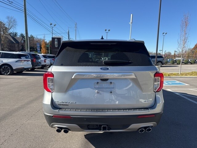 2024 Ford Explorer Platinum photo 3