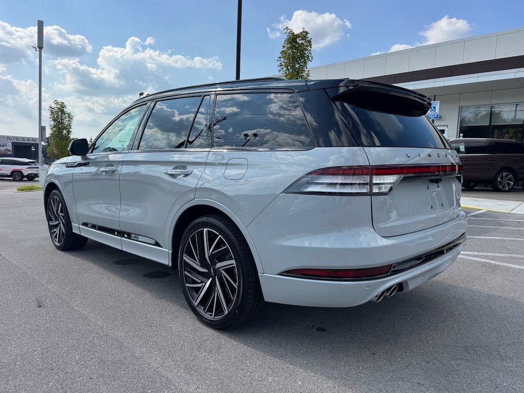 New 2027 Lincoln Aviator Black Label SUV