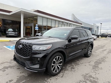 2025 Ford Explorer ST-Line SUV