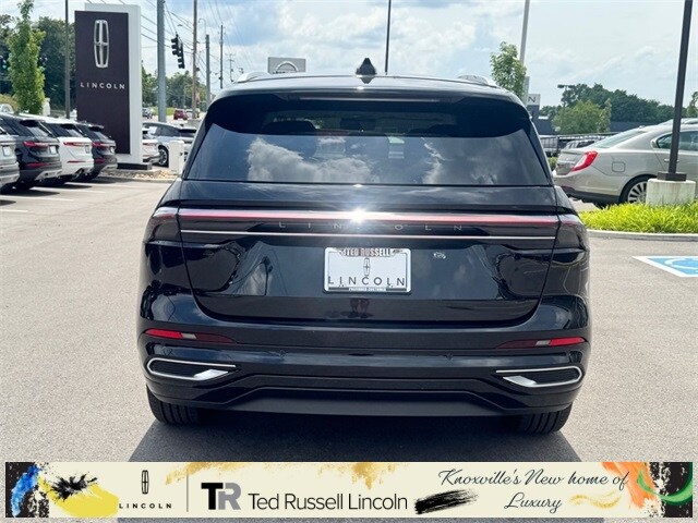 2024 Lincoln Nautilus Black Label photo 2