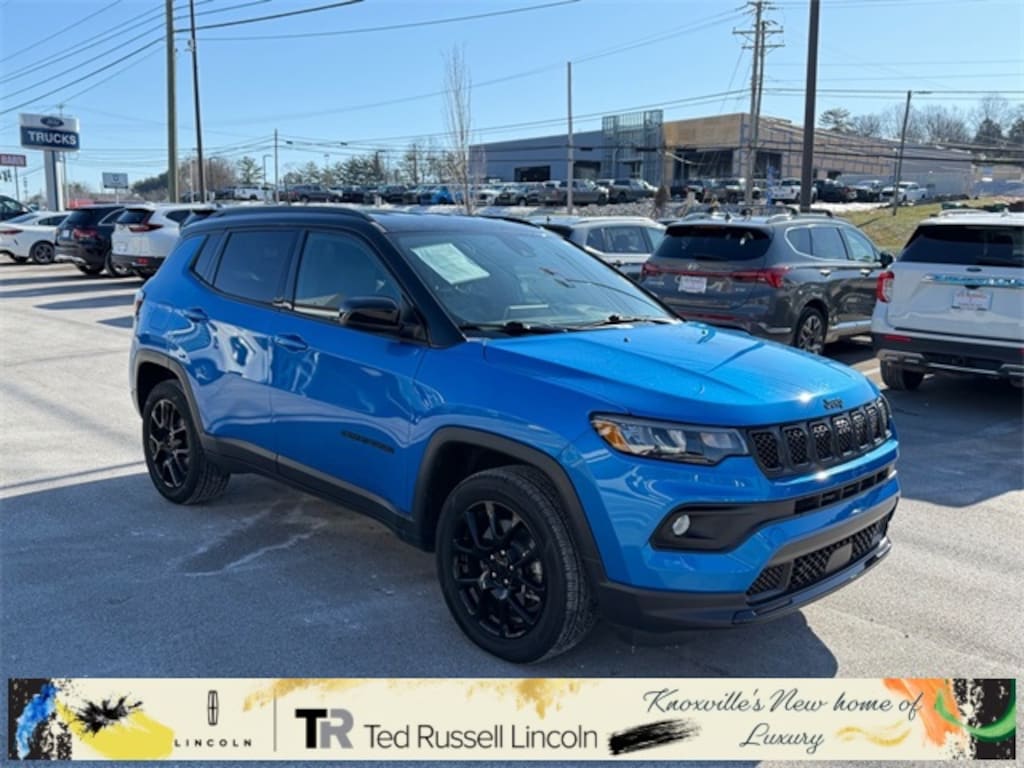 Used 2023 Jeep Compass Latitude SUV
