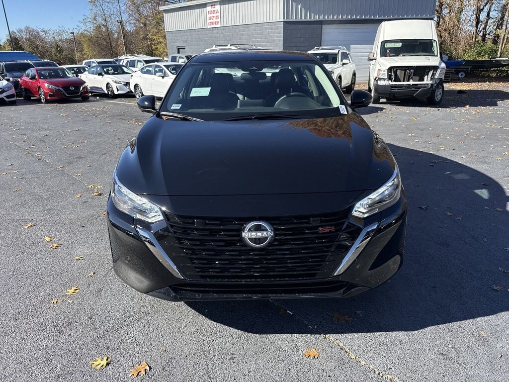 New 2025 Nissan Sentra SR Sedan