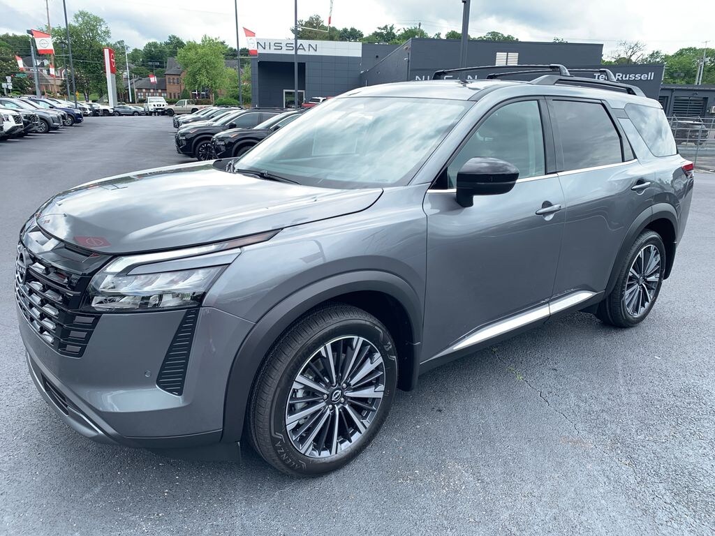 New 2026 Nissan Pathfinder Platinum SUV