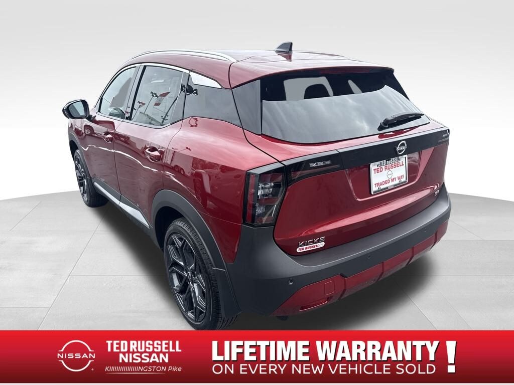 New 2026 Nissan Kicks SR SUV