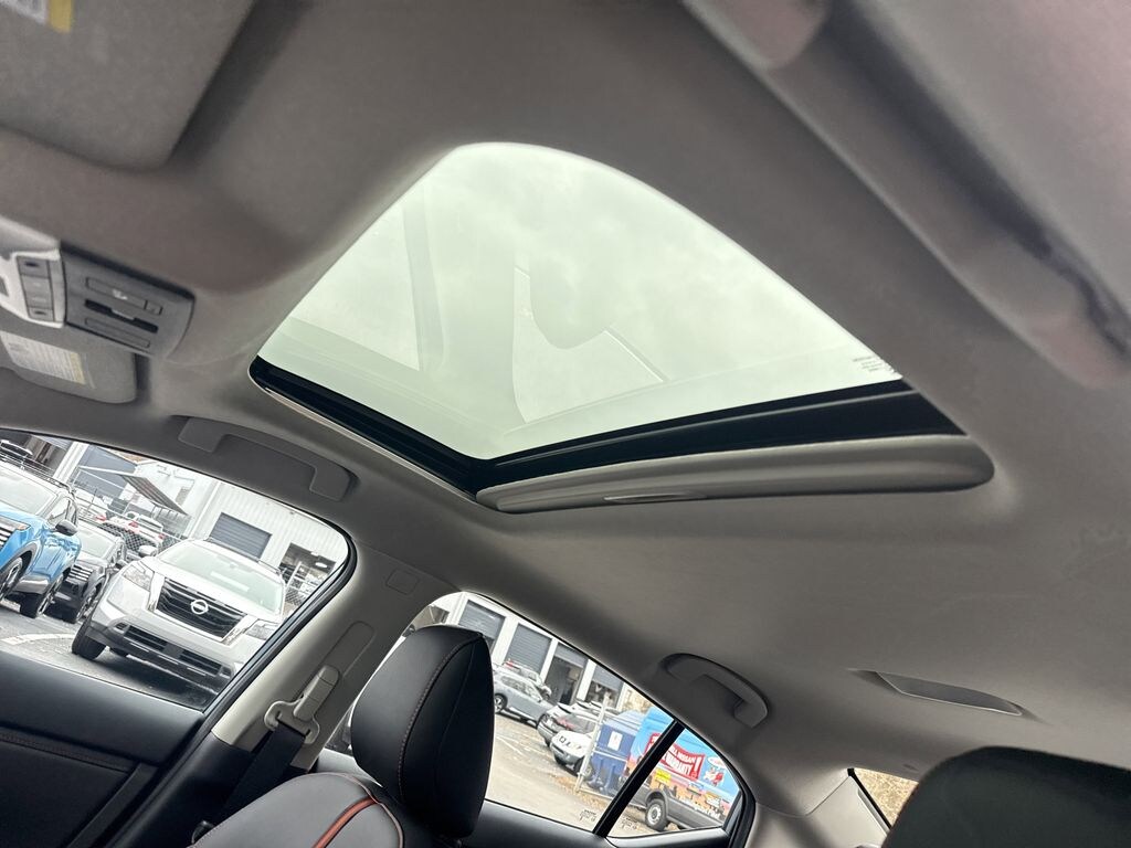 New 2025 Nissan Sentra SR Sedan