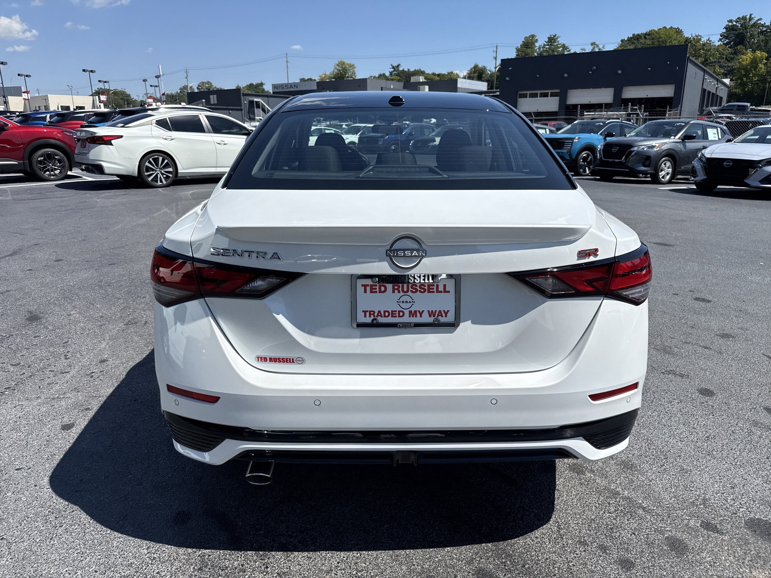 2025 Nissan Sentra SR photo 4