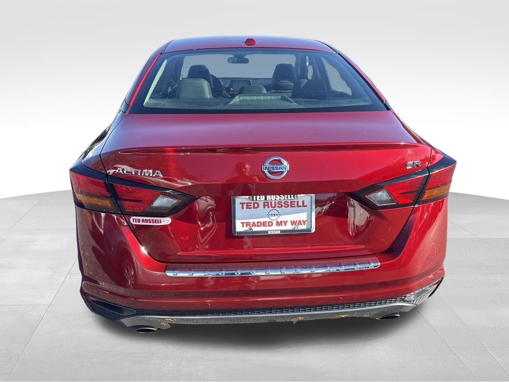 Used 2020 Nissan Altima 2.5 SR Sedan