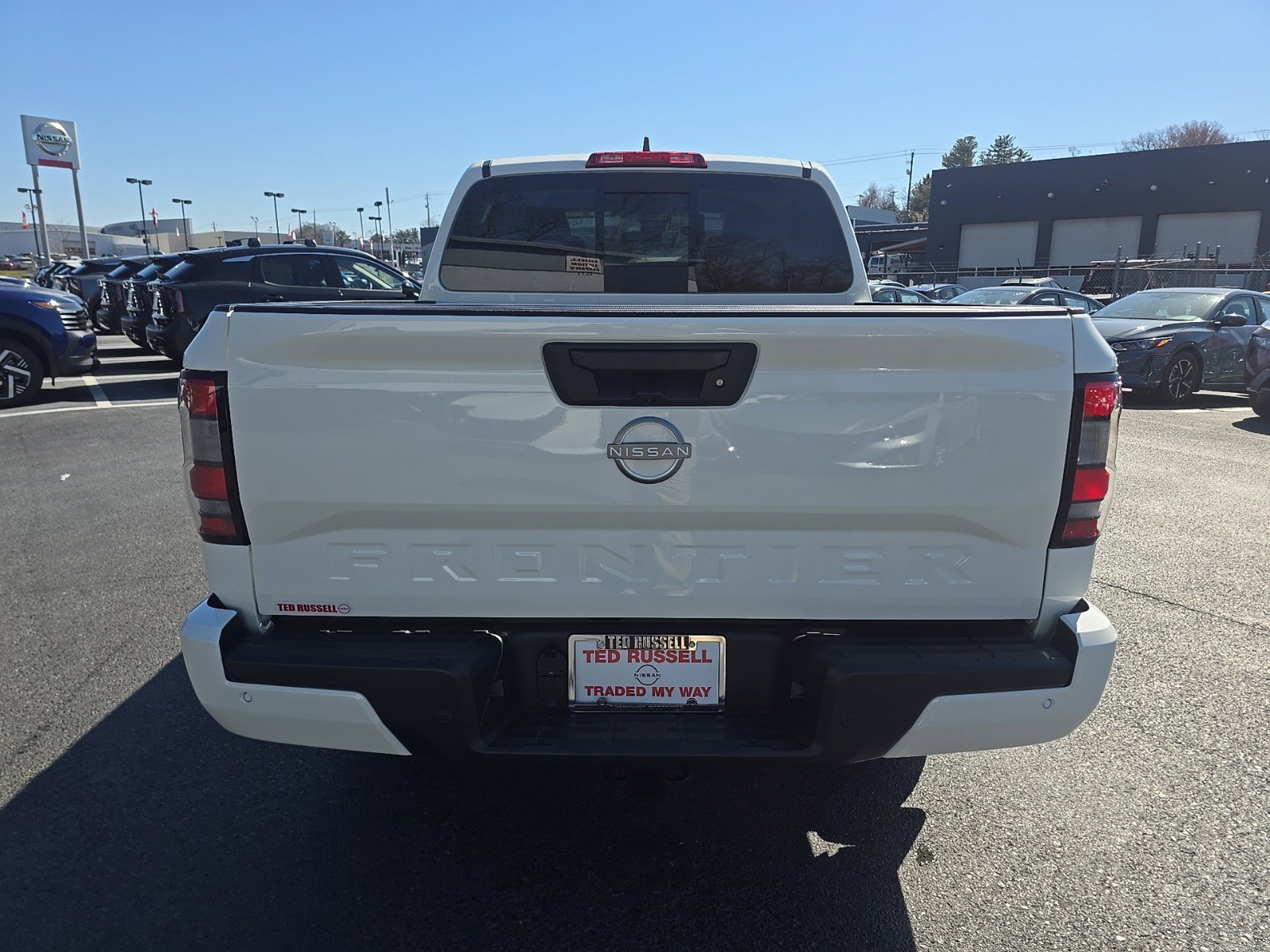 2025 Nissan Frontier SV photo 4