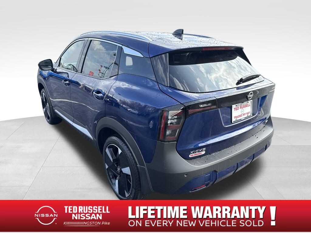 New 2026 Nissan Kicks SR SUV