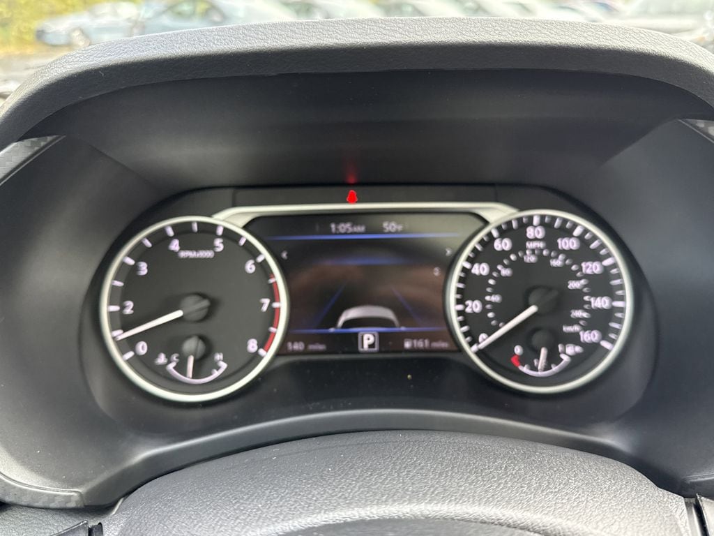 New 2025 Nissan Sentra SR Sedan