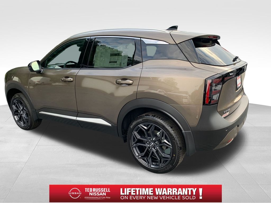 New 2026 Nissan Kicks SR SUV