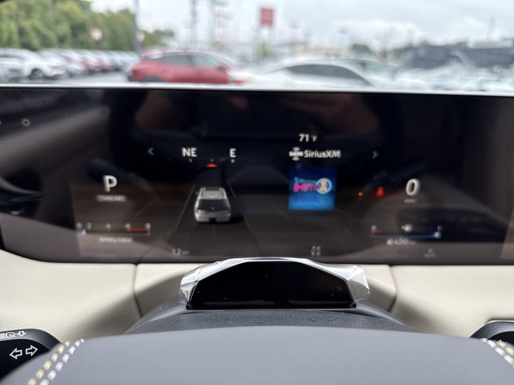 2025 Nissan Armada Platinum Reserve - Photo 11