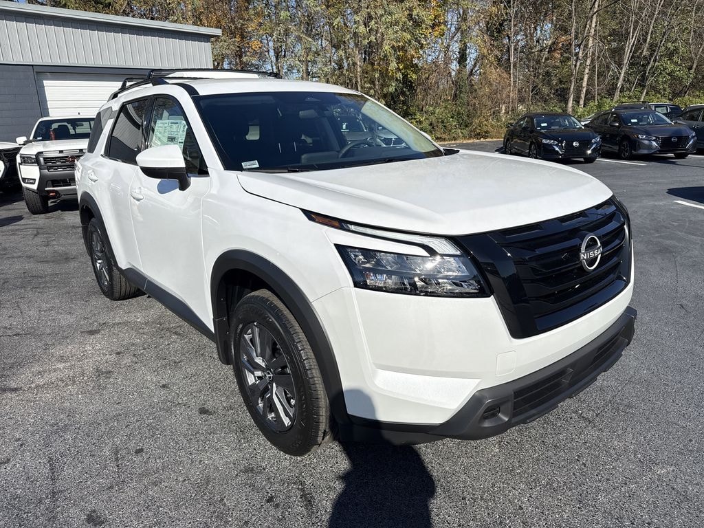 New 2025 Nissan Pathfinder SV SUV