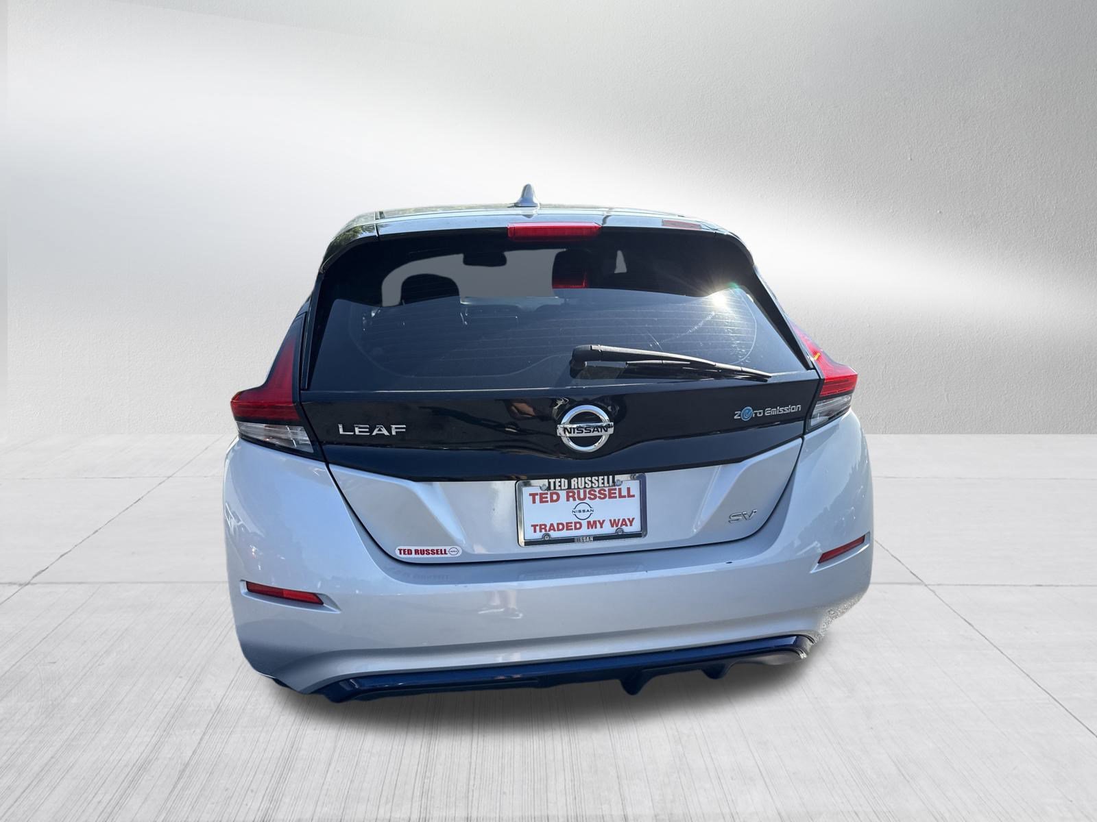 2018 Nissan Leaf SV photo 4